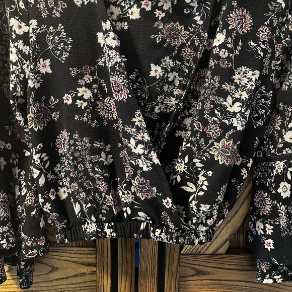 MILEY & molly flower crop S - Picture 4 of 9